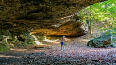 Jeskyně Hickelhöhle
Týdenní běhání přes kopce, skály, vyhlídky a kaňony v Českém i Saském Švýcarsku a Lužických horách.