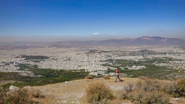 Výstup na horu Evoznas
Výklus po závodě Spartathlon 2019 okolo Athén po horském hřebeni.
